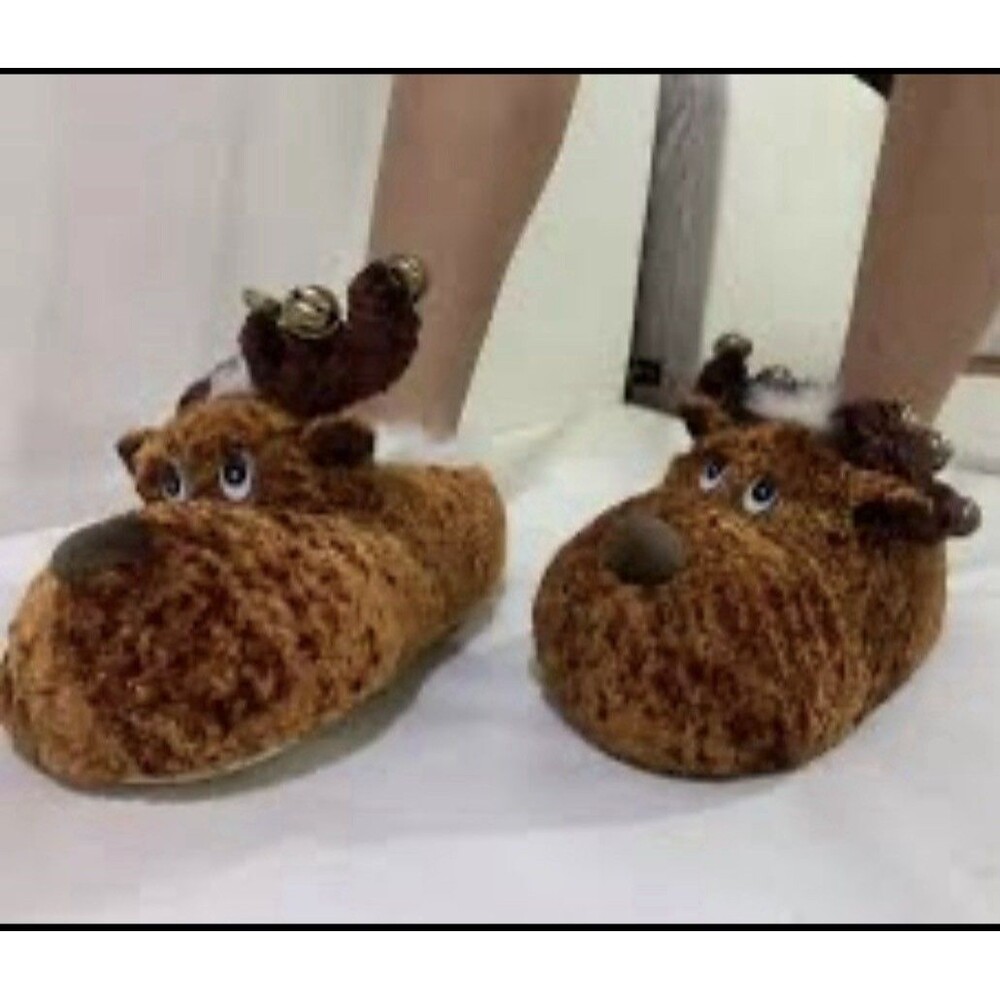 Dan Dee Xmas Fullcover Plush Slippers Reindeer W Bells Fuzzy Warm Slipper 7-8